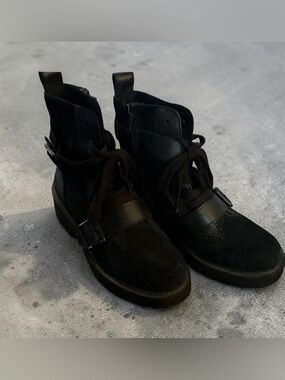 UGG Black Leather and Suede Boots